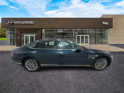 Used 2023 Genesis G80 2.5T image 4