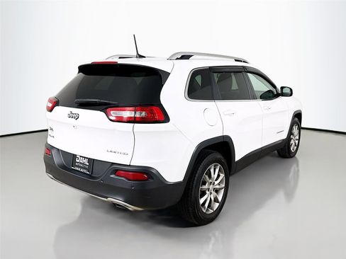Used 2018 Jeep Cherokee Limited image 13