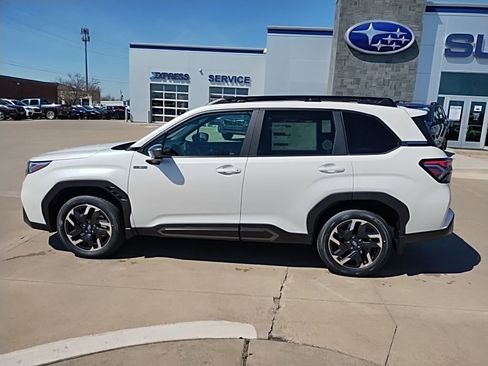 New 2026 Subaru Forester Touring AWD/4WD image 11