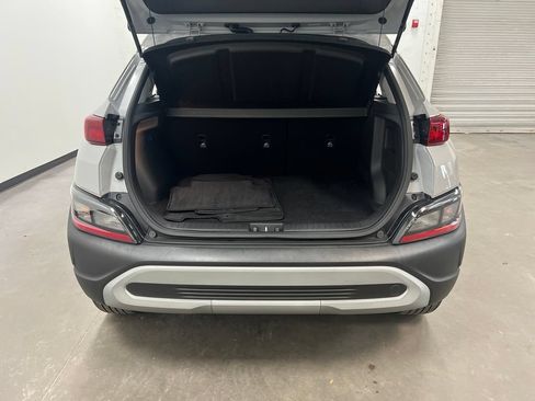 Used 2022 Hyundai Kona SEL AWD/4WD image 24