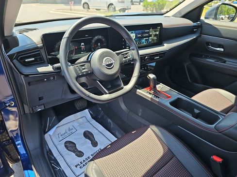Used 2025 Nissan Kicks SR FWD image 20