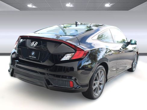 Used 2019 Honda Civic EX image 9