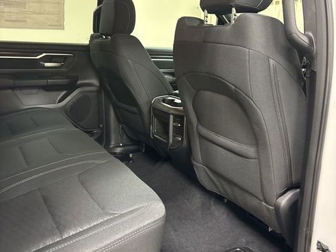 New 2026 RAM 1500 4x4 Crew Cab image 32