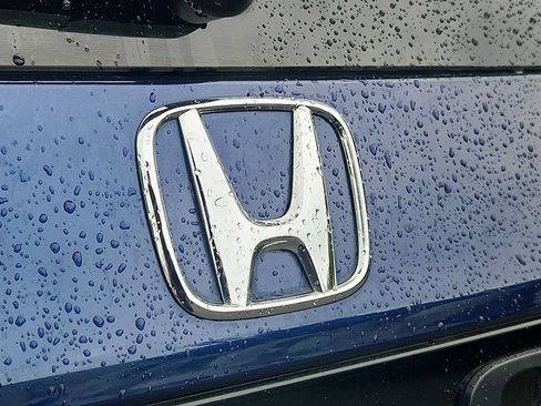 Certified 2025 Honda Pilot Sport image 28