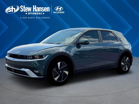 New 2026 Hyundai Ioniq 5 SEL image 2