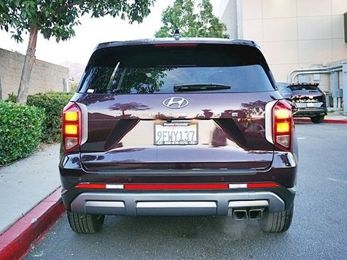 Certified 2023 Hyundai Palisade SE image 9