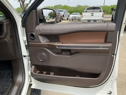 Certified 2024 Ford Expedition King Ranch RWD image 21