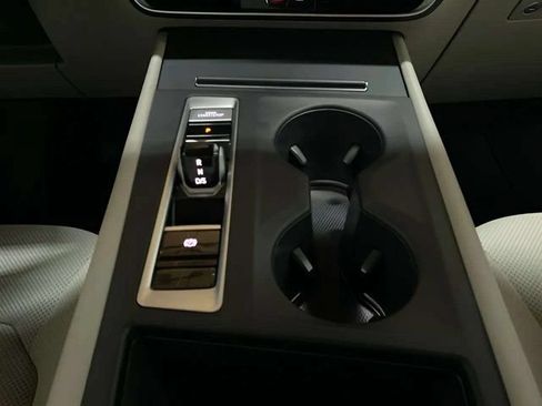 Used 2024 Volkswagen Atlas SE FWD image 62