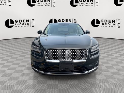 Certified 2022 Lincoln Nautilus FWD w/ Premium Package image 3