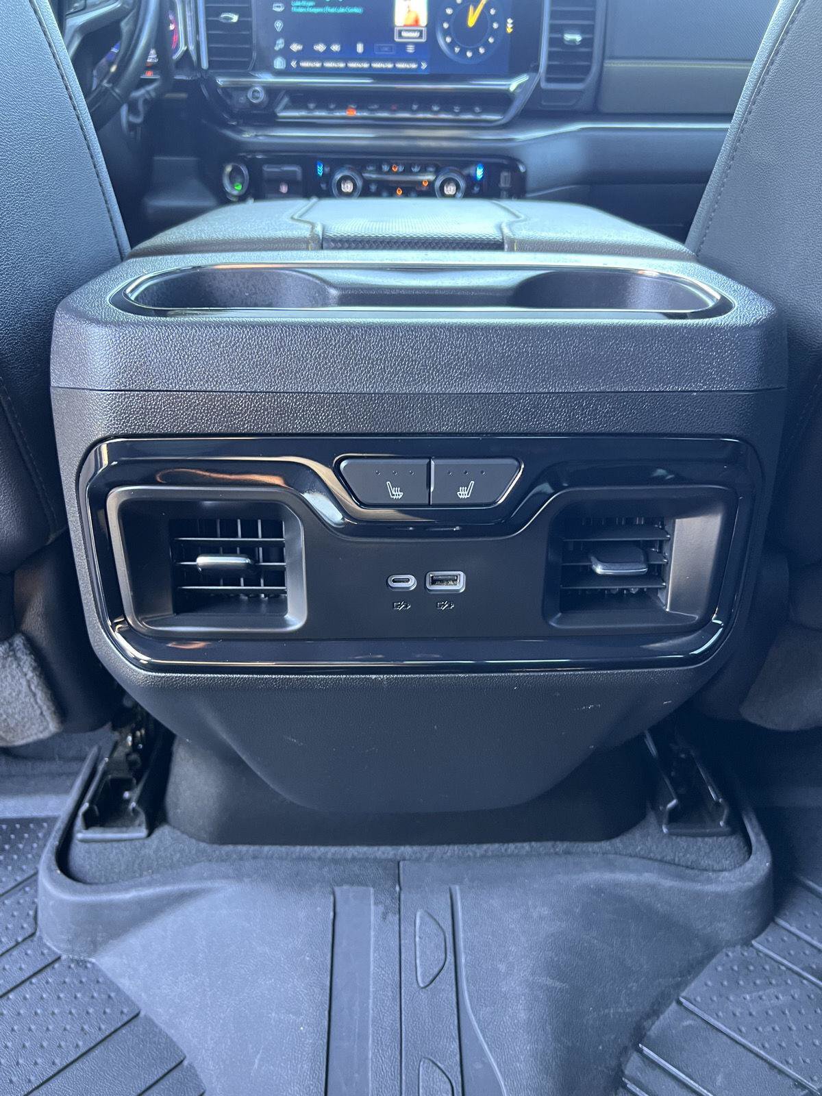 Used 2024 Chevrolet Silverado 2500 ZR2 w/ Technology Package AWD/4WD image 37
