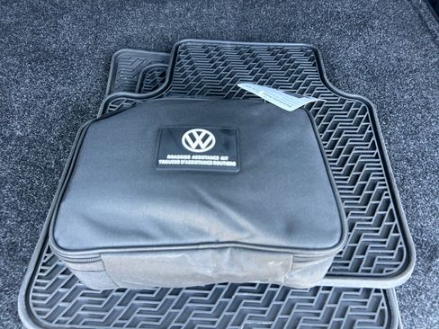 Used 2022 Volkswagen Atlas Cross Sport SE FWD image 29