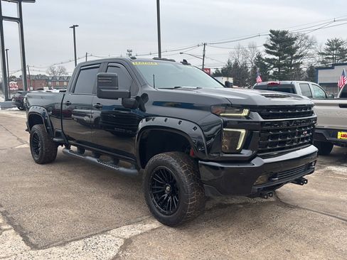 Used 2022 Chevrolet Silverado 2500 LTZ w/ LTZ Plus Package image 4
