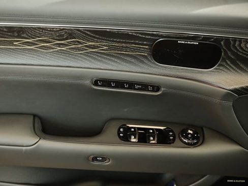 New 2026 Genesis G90 3.5T Prestige image 18