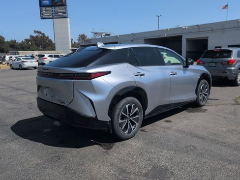 Used 2023 Lexus RZ 450e Premium w/ Technology Package AWD/4WD image 3