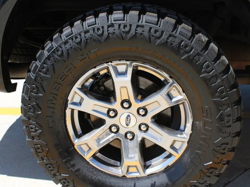 Used 2019 Ford F150 Limited AWD/4WD image 7