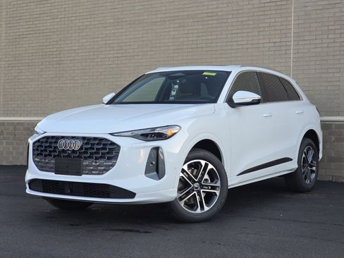 New 2025 Audi Q5 Premium image 1