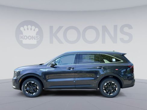 New 2026 Kia Sorento S AWD/4WD image 2