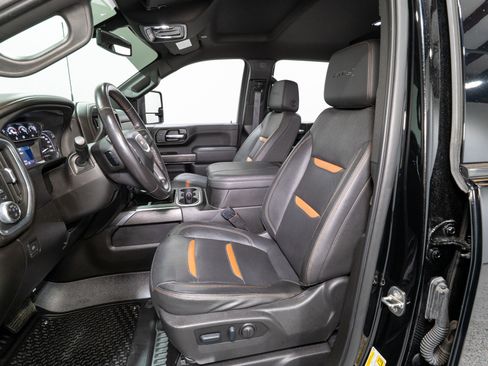 Used 2023 GMC Sierra 2500 AT4 image 17