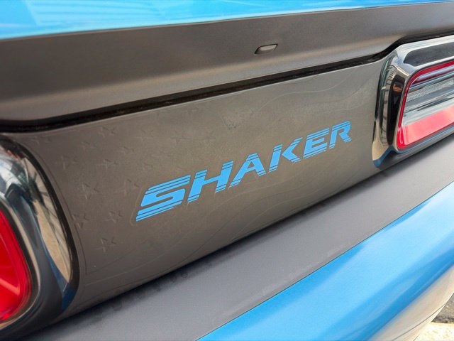 Used 2015 Dodge Challenger R/T RWD image 27
