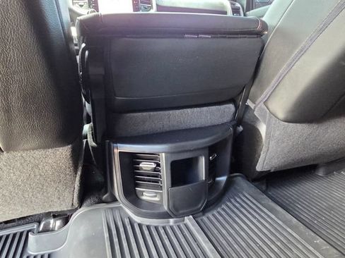 Used 2025 RAM 2500 Big Horn AWD/4WD image 12