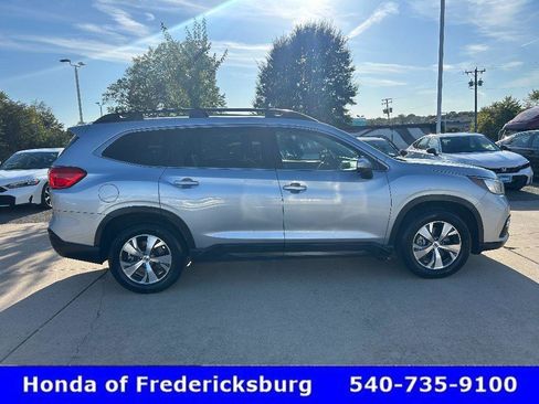 Used 2019 Subaru Ascent Premium image 7