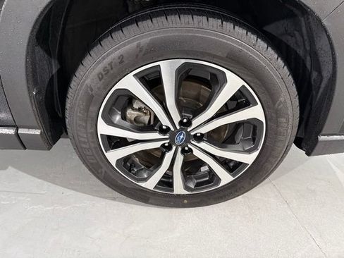 Used 2023 Subaru Forester Limited AWD/4WD image 16