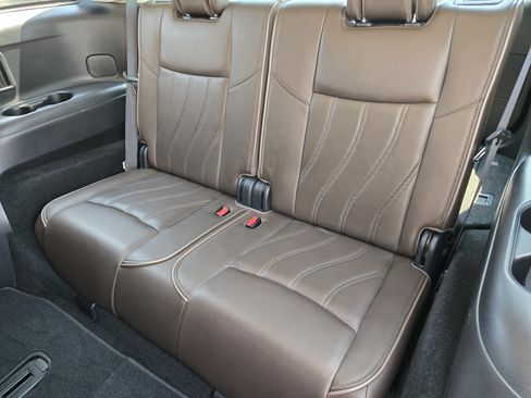 Used 2015 INFINITI QX60 Luxe w/ Premium Plus Package AWD/4WD image 38