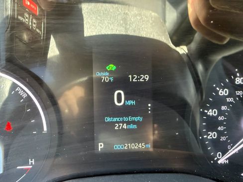 Used 2021 Toyota Sienna LE FWD image 15