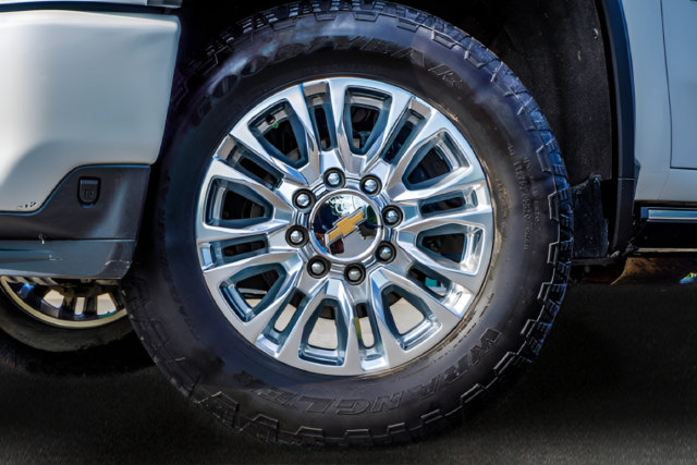 Used 2021 Chevrolet Silverado 3500 High Country w/ Z71 Off-Road Package AWD/4WD image 47