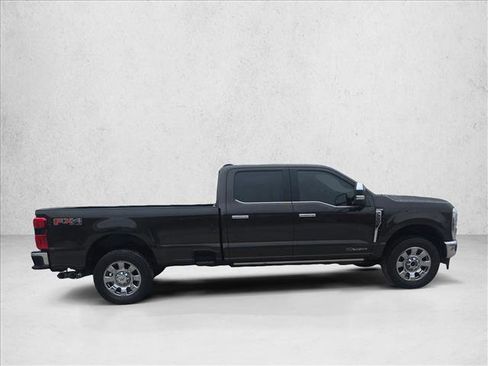 Used 2024 Ford F250 King Ranch w/ Chrome Package image 6