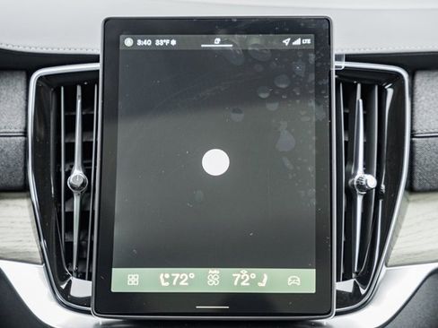 New 2026 Volvo XC90 B6 Plus w/ Protection Package Premier image 21