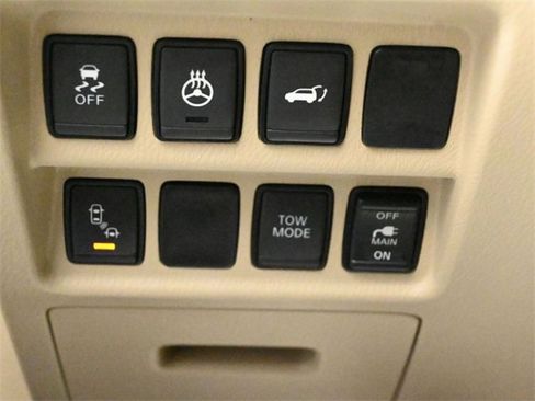 Used 2018 Nissan Pathfinder SL w/ SL Premium Package image 11