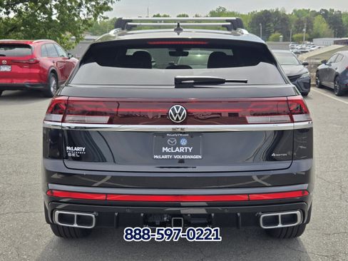 New 2026 Volkswagen Atlas Cross Sport SEL Premium R-Line AWD/4WD image 11