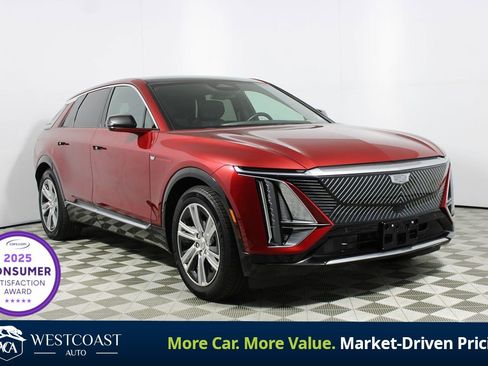 Used 2024 Cadillac Lyriq Tech RWD image 1