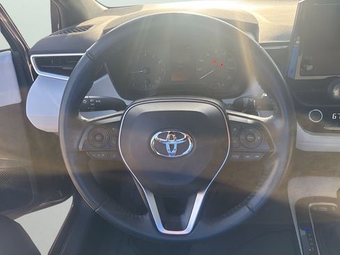 Used 2023 Toyota Corolla SE image 6