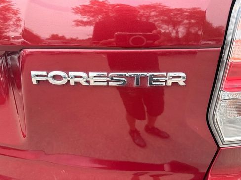 Used 2018 Subaru Forester 2.5i w/ Alloy Wheel Package AWD/4WD image 13