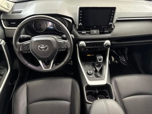 Used 2022 Toyota RAV4 XLE Premium AWD/4WD image 26