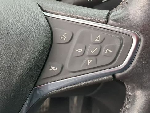 Used 2019 Chevrolet Equinox LT w/ Driver Convenience Package image 23