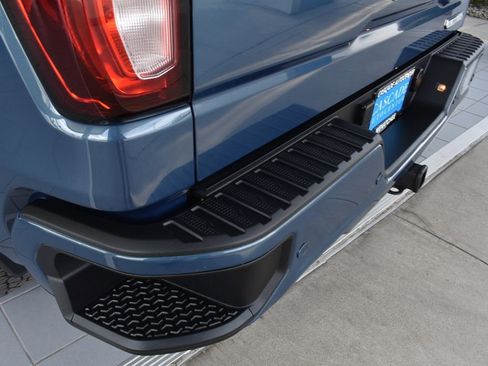 Certified 2026 GMC Sierra 1500 Elevation w/ Elevation Premium Package AWD/4WD image 13