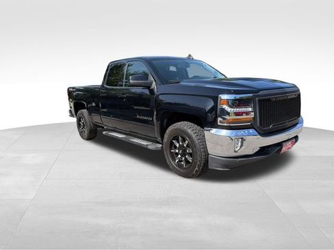 Used 2017 Chevrolet Silverado 1500 LT w/ All Star Edition AWD/4WD image 1