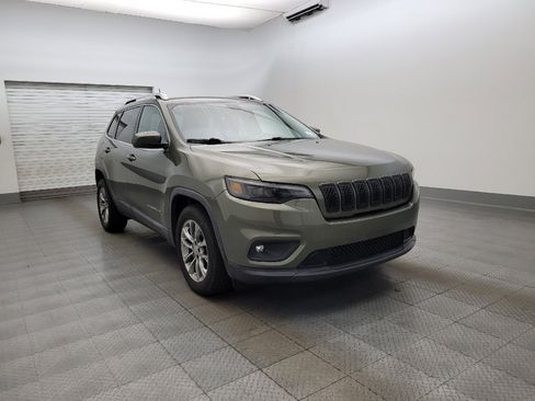 Used 2019 Jeep Cherokee Latitude Plus image 13