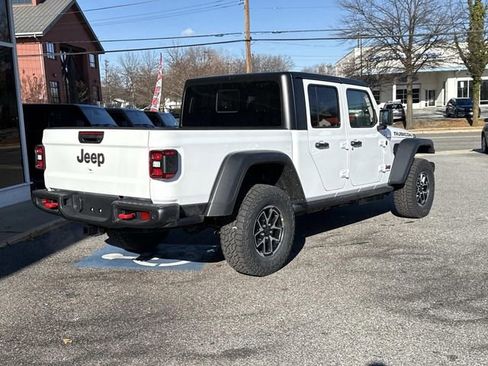 New 2026 Jeep Gladiator Rubicon w/ Safety Group image 35