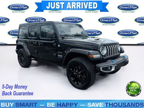Used 2024 Jeep Wrangler Unlimited Sahara AWD/4WD image 1