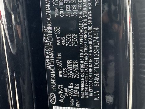Used 2025 Hyundai Santa Fe SE AWD/4WD image 32