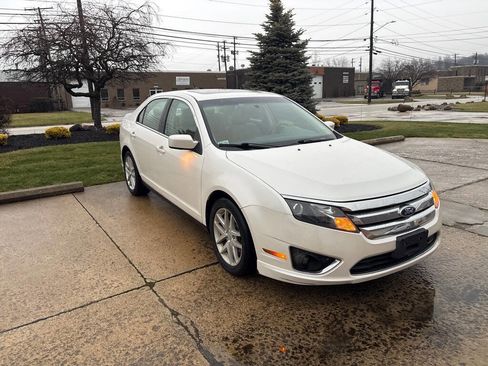 Used 2012 Ford Fusion SEL image 1