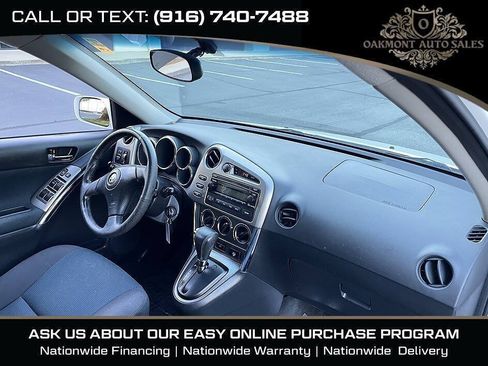 Used 2005 Toyota Matrix XR FWD image 13