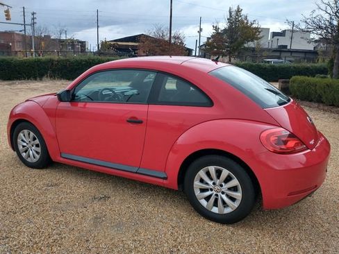Used 2015 Volkswagen Beetle 1.8T image 10