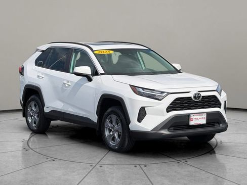 Certified 2025 Toyota RAV4 XLE w/ Convenience Package AWD/4WD image 8