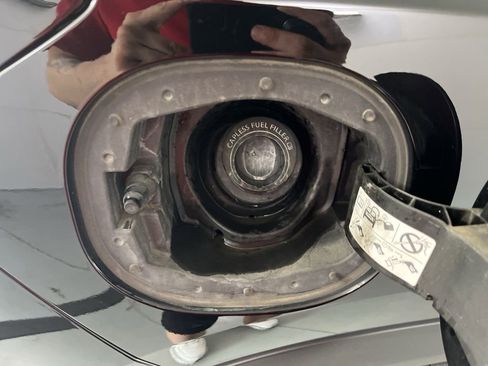 Used 2024 Nissan Rogue S AWD/4WD image 46