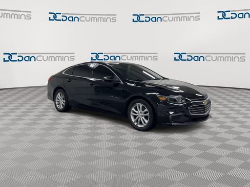 Used 2016 Chevrolet Malibu LT w/ Driver Confidence Package FWD image 2